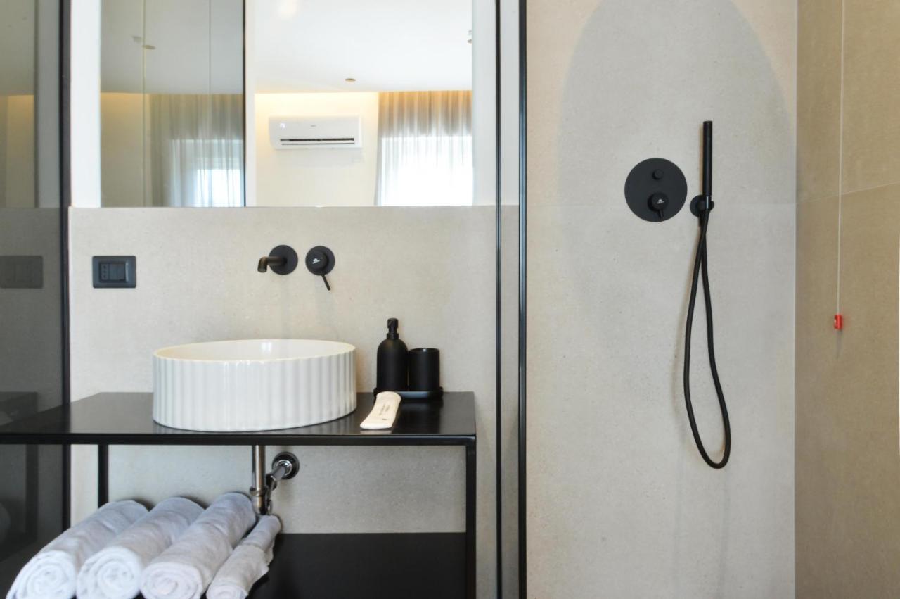 Adriatic Luxury Suites Pescara Ngoại thất bức ảnh