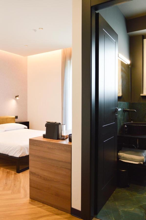 Adriatic Luxury Suites Pescara Ngoại thất bức ảnh